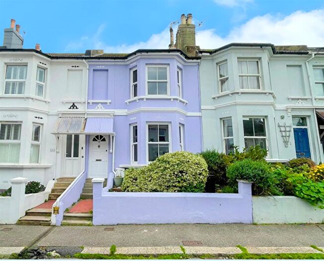 2 Bedroom Terraced House To Rent In Emmanuel Road, Hastings, TN34