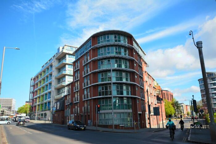 2 Bedroom Apartment To Rent In Bloomsbury Court, Beck Street, NG1