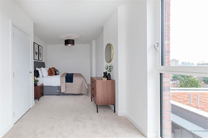 1 Bedroom Flat To Rent In Thunderer Street, London, E13