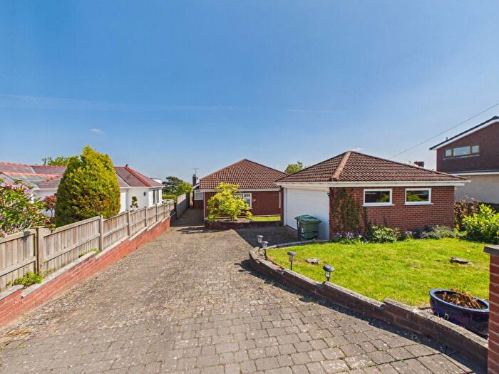 3 Bedroom Detached Bungalow For Sale In Larkspur, Sunnyridge Avenue, Marford, LL12