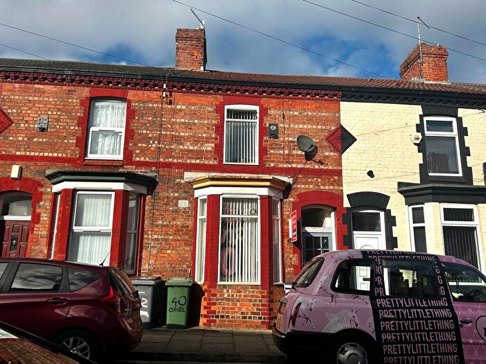 2 Bedroom House To Rent In Oriel Road, Birkenhead, CH42