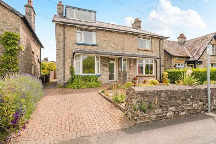 3 Bedroom Semi-Detached House For Sale In Natland Road, Kendal, LA9