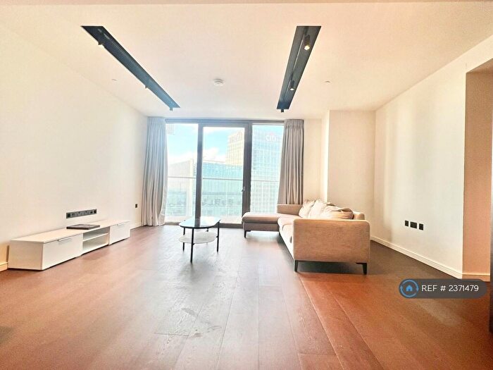 1 Bedroom Flat To Rent In Park Drive, London, E14