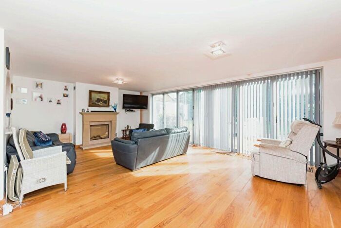 3 Bedroom Detached Bungalow For Sale In Woodcroft Avenue, Tamworth, B79