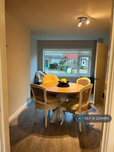 3 Bedroom End Of Terrace House To Rent In Millbrook Close, Wallingford, OX10