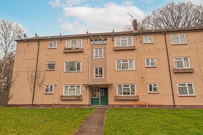 2 Bedroom Flat For Sale In Roding Close, Bettws, NP20