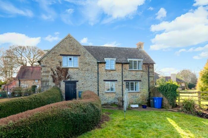 4 Bedroom Farm To Rent In The Warren, Thorpe Mandeville, Banbury, OX17