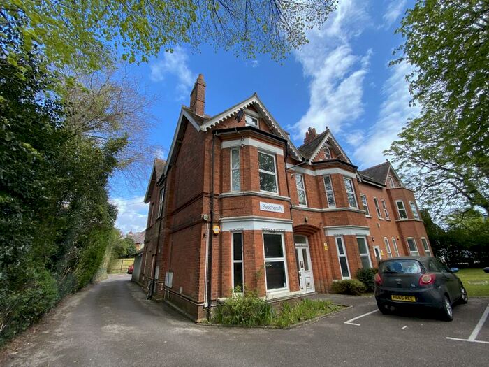 2 Bedroom Apartment To Rent In Wellington Road, Bournemouth, BH8