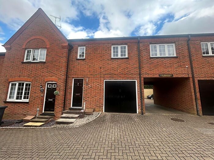 2 Bedroom Apartment To Rent In Waterlow Mews, Little Wymondley, SG4