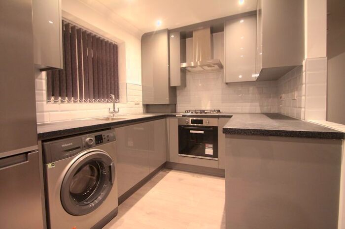 1 Bedroom Detached Bungalow To Rent In Bourn Avenue, Uxbridge UB8