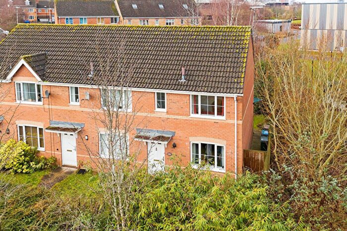 3 Bedroom End Terrace House For Sale In Quarryfield Lane, Coventry, CV1