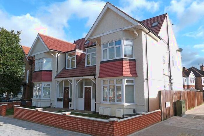 1 Bedroom Flat To Rent In Nibthwaite Road, Harrow, HA1