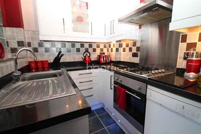 3 Bedroom Terraced House To Rent In Valence Avenue, Becontree, Dagenham, RM8