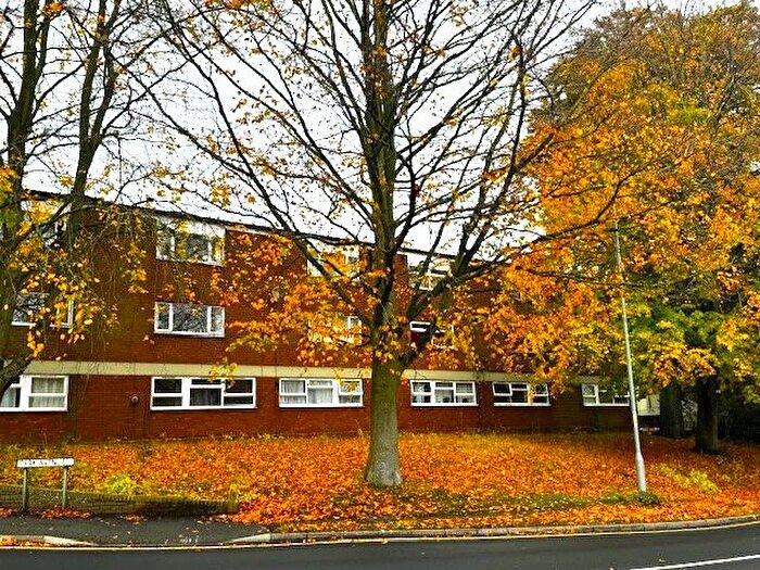 1 Bedroom Flat To Rent In Meadowlea, Telford, Shropshire, TF7