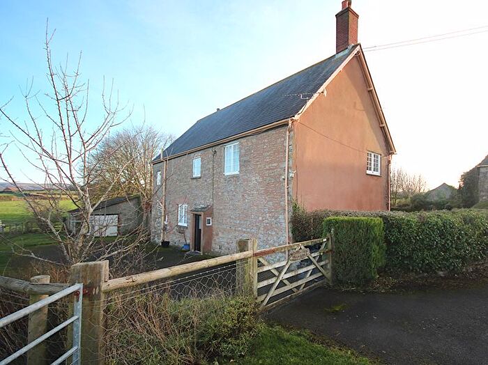 3 Bedroom Property To Rent In Watchet, TA23