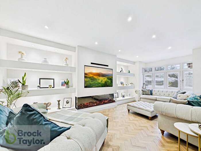 4 Bedroom Detached House For Sale In Crouch Fields, Ansty, West Sussex, RH17