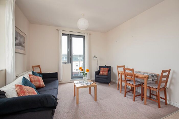 1 Bedroom Flat For Sale In Flat, , Slateford Gait, Edinburgh, EH11