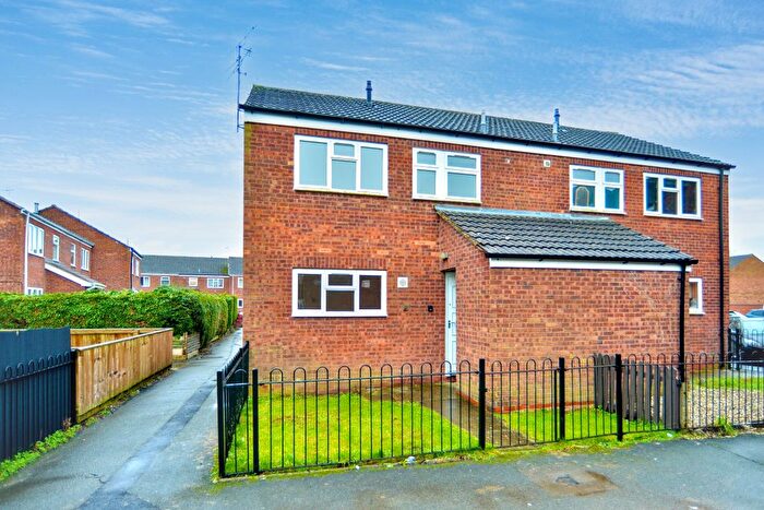 3 Bedroom Semi Detached House For Sale In Ridgemoor Road, Leominster, HR6