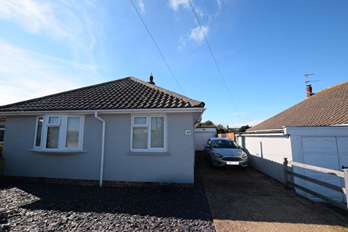 2 Bedroom Bungalow For Sale In Innings Drive, Pevensey Bay, BN24