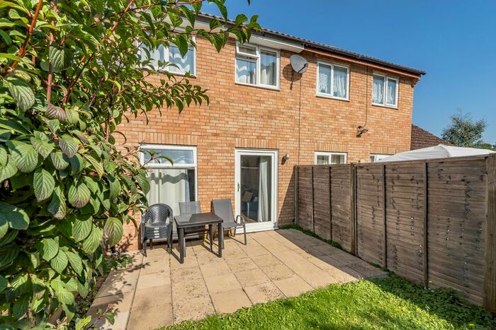 2 Bedroom Terraced House For Sale In Pinecroft, Carterton, Oxfordshire, OX18