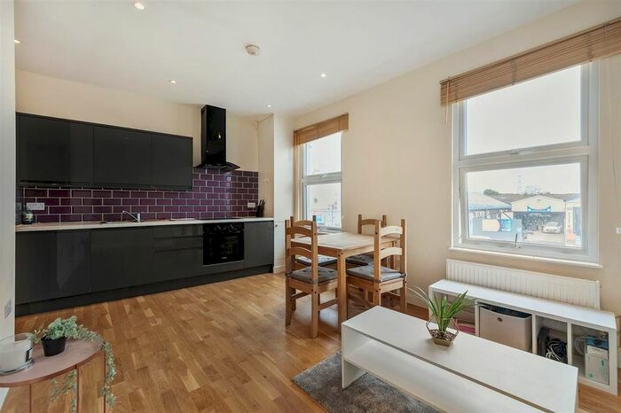 2 Bedroom Maisonette To Rent In Haydons Road, London, SW19