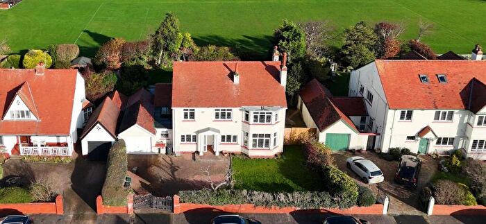 6 Bedroom Detached House For Sale In Harrod Drive, Birkdale, Southport, PR8