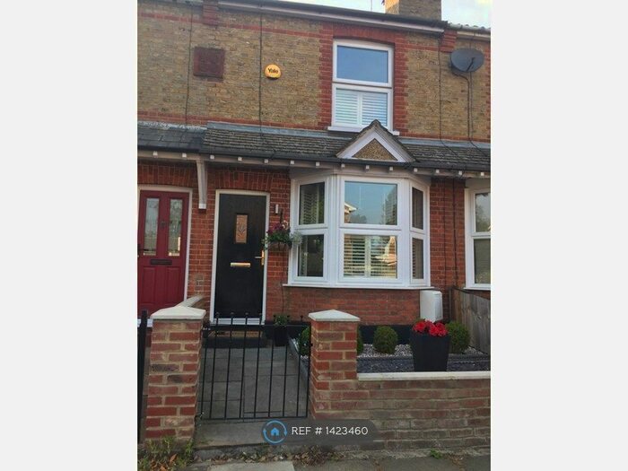 2 Bedroom Terraced House To Rent In Vicarage Road, Chelmsford, CM2