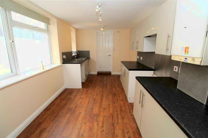 2 Bedroom Apartment To Rent In St Levan Road, Plymouth, PL2