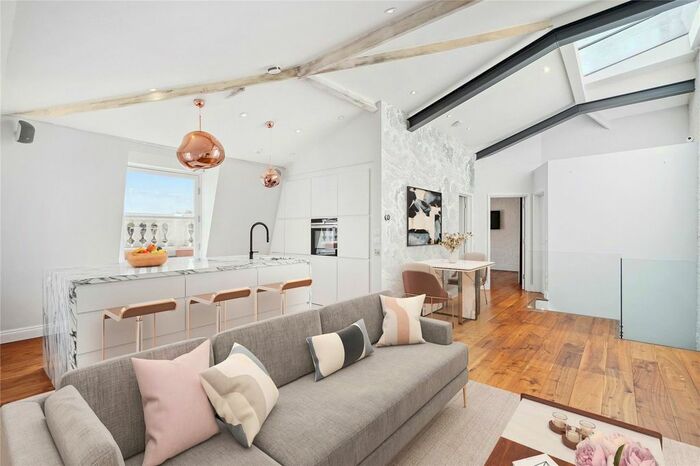 2 Bedroom Flat To Rent In Glendower Place, South Kensington, SW7