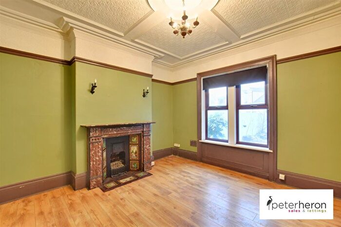 3 Bedroom End Of Terrace House For Sale In Newcastle Road, Fulwell, Sunderland, SR5