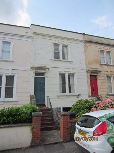 5 Bedroom Terraced House To Rent In Stanley Road – Ref, BS6