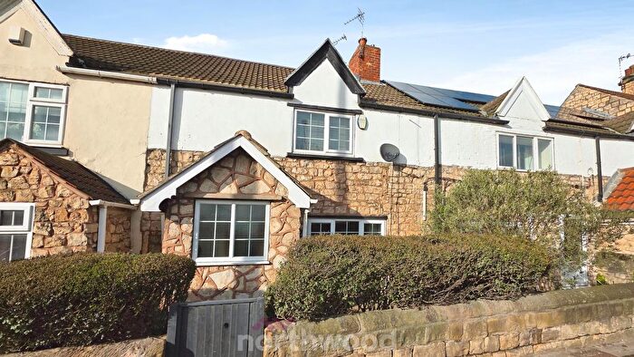 2 Bedroom Cottage To Rent In High Road, Warmsworth, Doncaster, DN4