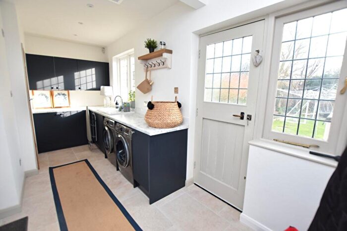 4 Bedroom Detached House For Sale In Southfield Road, Nailsea, Nailsea, BS48