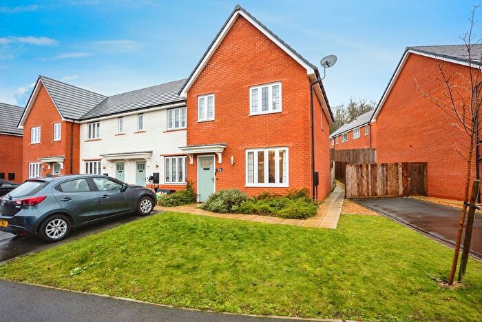 3 Bedroom Semi Detached House For Sale In Marigold Close, Edwalton, Nottingham, Nottinghamshire, NG12