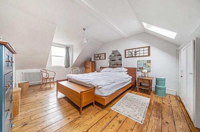 5 Bedroom Detached House For Sale In Southwood Lawn Road, Highgate, N6