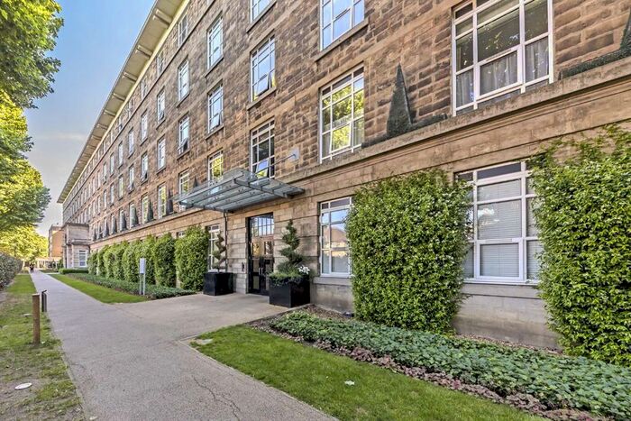 Studio To Rent In Bromyard Avenue, London, W3