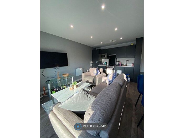 2 Bedroom Flat To Rent In Crump Street, Liverpool, L1