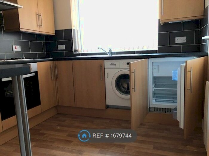 1 Bedroom Flat To Rent In Spring Gardens, Doncaster, DN1