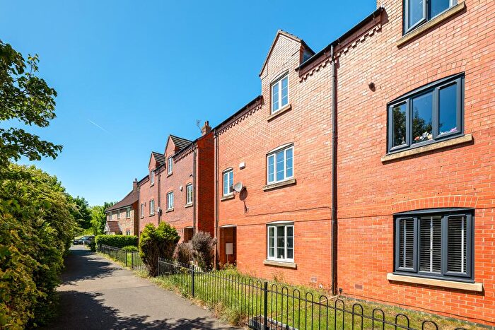 4 Bedroom Semi-Detached House To Rent In Exley Square, Lincoln, Lincoln, LN2