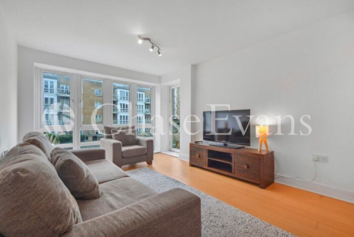 2 Bedroom Flat To Rent In St Davids Square, Isle Of Dogs, London, E14