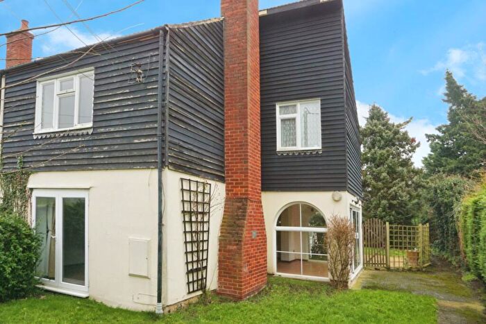 3 Bedroom Cottage For Sale In Brewery Cottages, Stourmouth, CT3