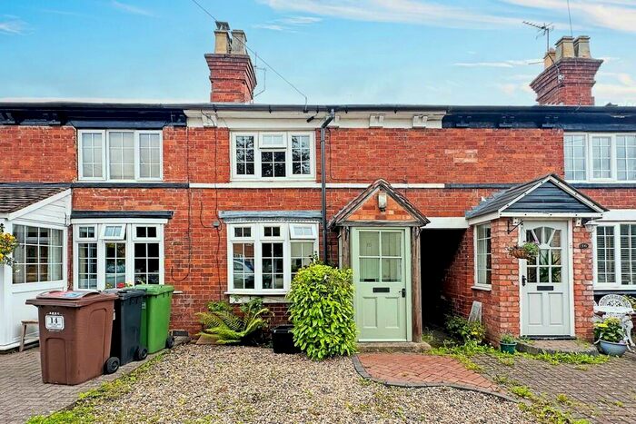2 Bedroom Cottage To Rent In Copt Heath Croft, Knowle, Solihull, B93