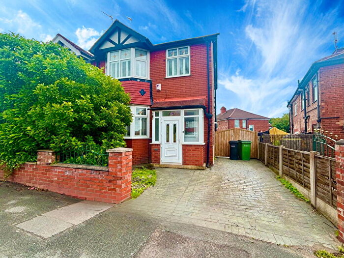 3 Bedroom Semi-Detached House For Sale In Reddish Road, Stockport, SK5