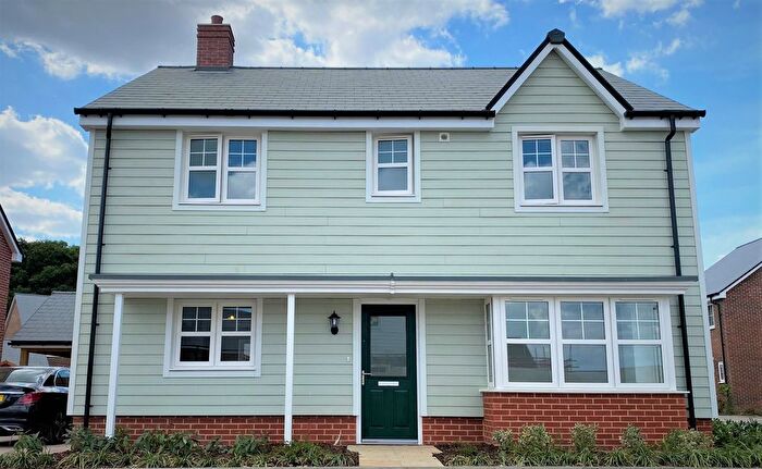 4 Bedroom Property To Rent In Stonechat Way, Finberry, Ashford, TN25