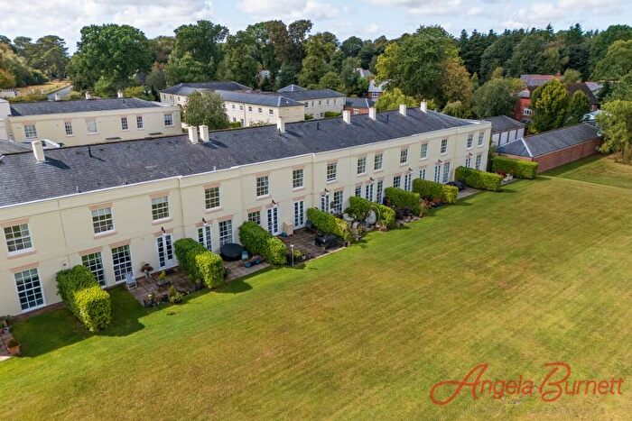 3 Bedroom Mews For Sale In The Courtyard, Rufford Park Lane, L40