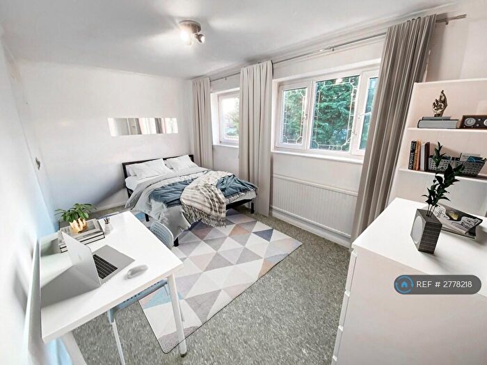 5 Bedroom Terraced House To Rent In Britten Close, Colchester, CO4