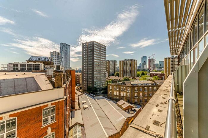 2 Bedroom Flat To Rent In City Road, City, London, EC1V