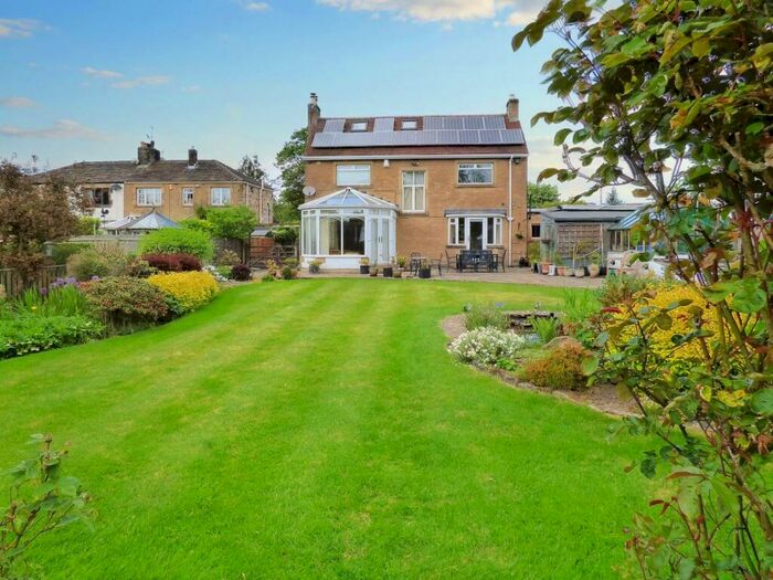 4 Bedroom Detached House To Rent In Warren House, Skipton Road, Gargrave, BD23