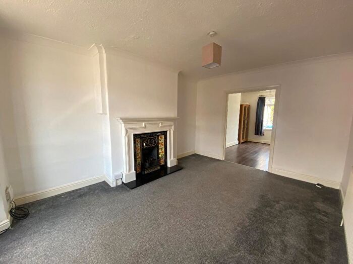 3 Bedroom Semi-Detached House For Sale In Ryde Ave, Hull, HU5
