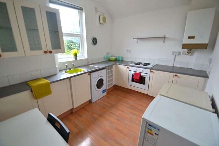 3 Bedroom Flat To Rent In Musters Road, West Bridgford, NG2